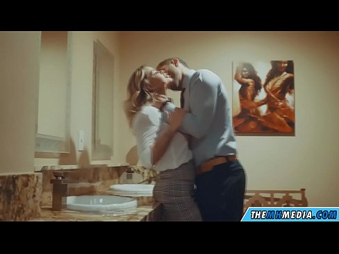 ❤️ Büyük memeli bir sarışın seni umumi tuvalette baştan çıkardığında ❤ Sadece porno tr.dienlanhbk.top ❌️❤